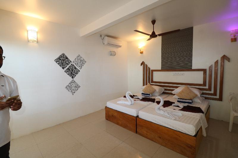 Liberty Guest House Maldives Mahibadhoo Екстериор снимка